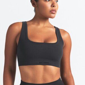 NikeSKIMS VINTAGE SEAMLESS SCOOP NECK BRA size XL